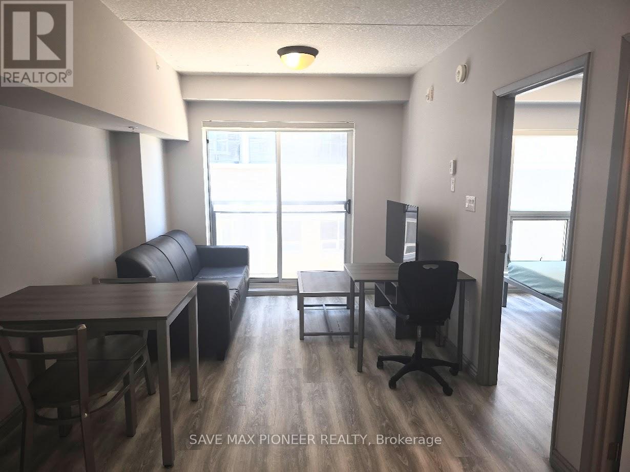 G215 - 275 Larch Street, Waterloo, Ontario  N2L 3R2 - Photo 7 - X12132390
