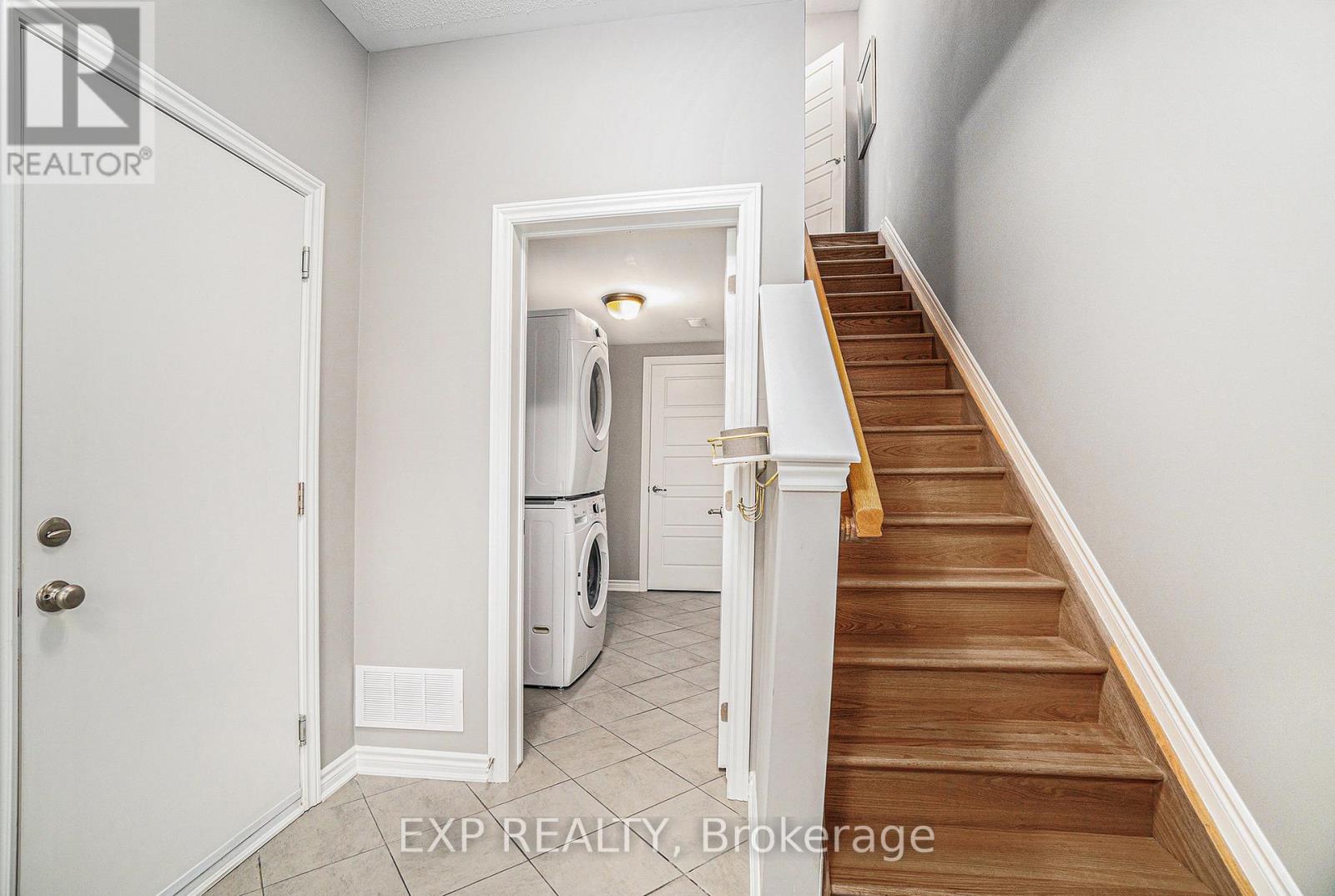 Property at 817 KINIW image 3