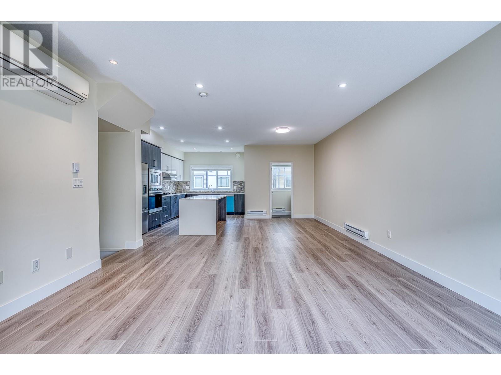 Listing Picture 15 of 25 : 85 9680 ALEXANDRA ROAD, Richmond / 烈治文 - 魯藝地產 Yvonne Lu Group - MLS Medallion Club Member