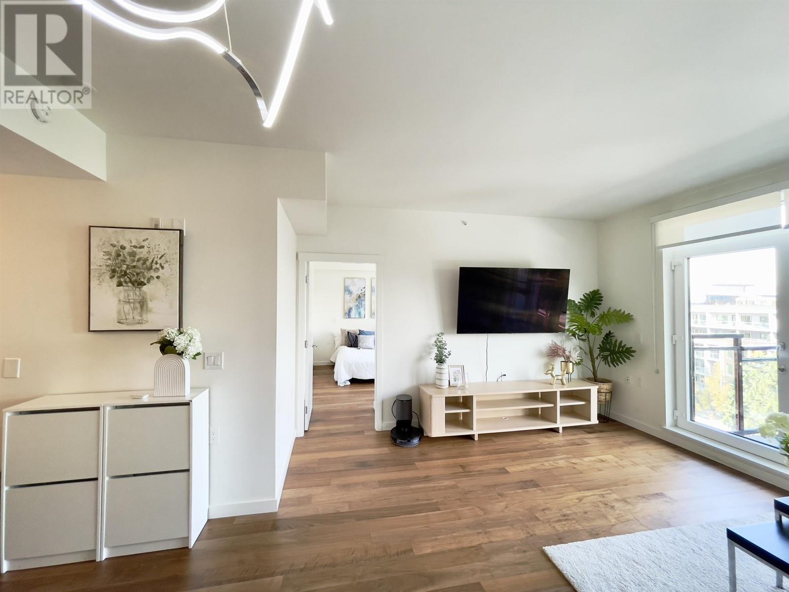 Listing Picture 4 of 23 : 601 4189 CAMBIE STREET, Vancouver / 溫哥華 - 魯藝地產 Yvonne Lu Group - MLS Medallion Club Member