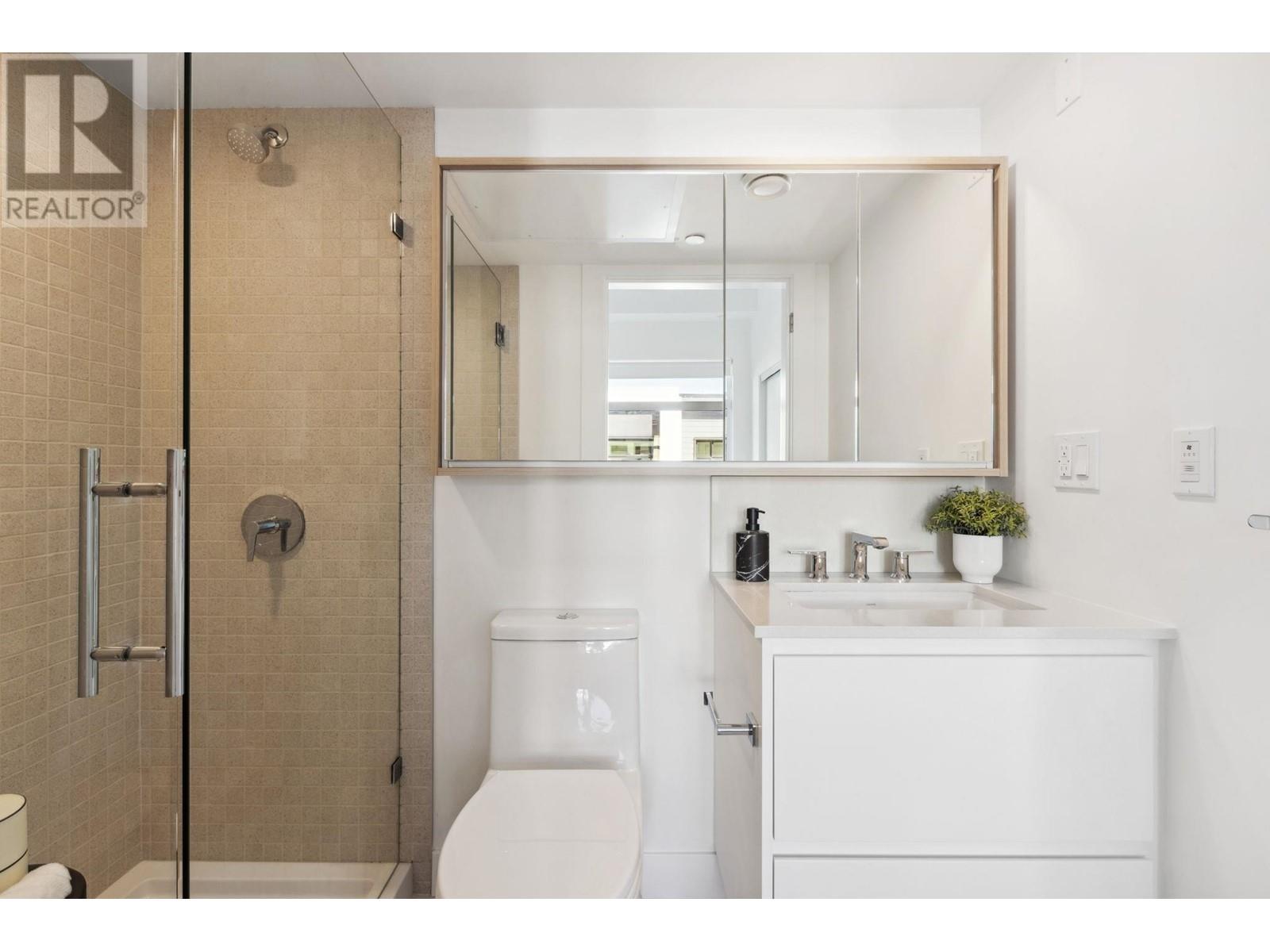 Listing Picture 8 of 12 : 213 1008 W 47TH AVENUE, Vancouver / 溫哥華 - 魯藝地產 Yvonne Lu Group - MLS Medallion Club Member