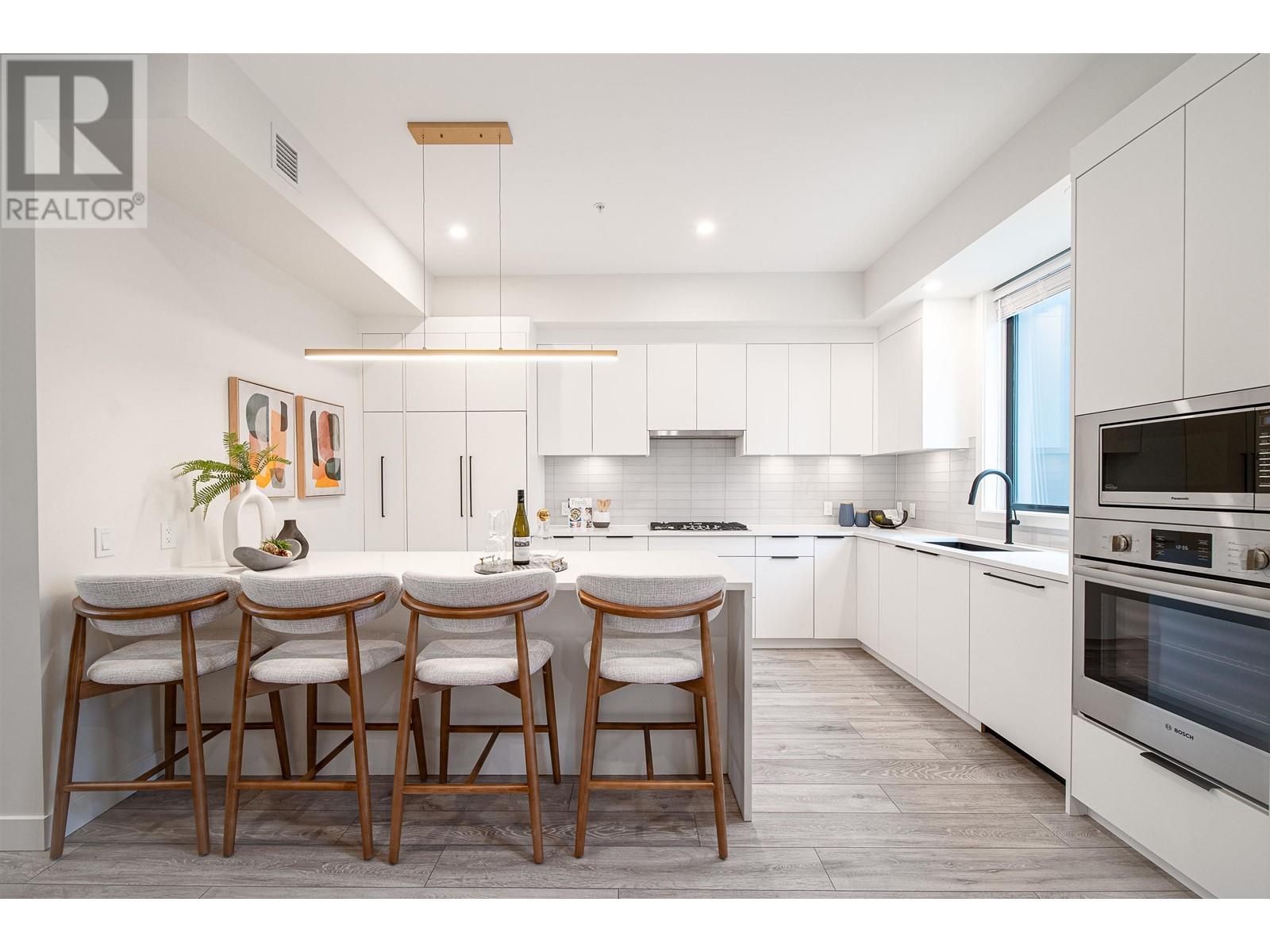 Listing Picture 9 of 36 : 217 8699 SPIRES ROAD, Richmond / 烈治文 - 魯藝地產 Yvonne Lu Group - MLS Medallion Club Member