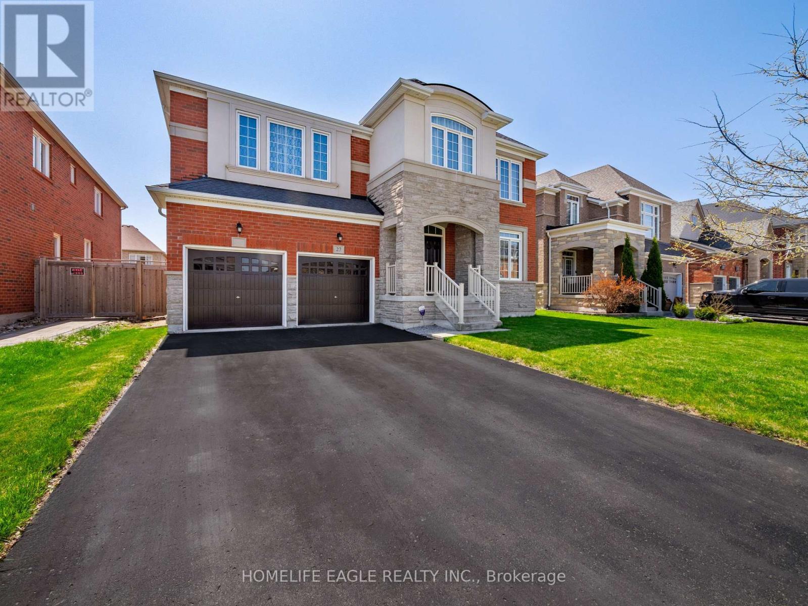 Property at 27 SCARLET WAY image 3