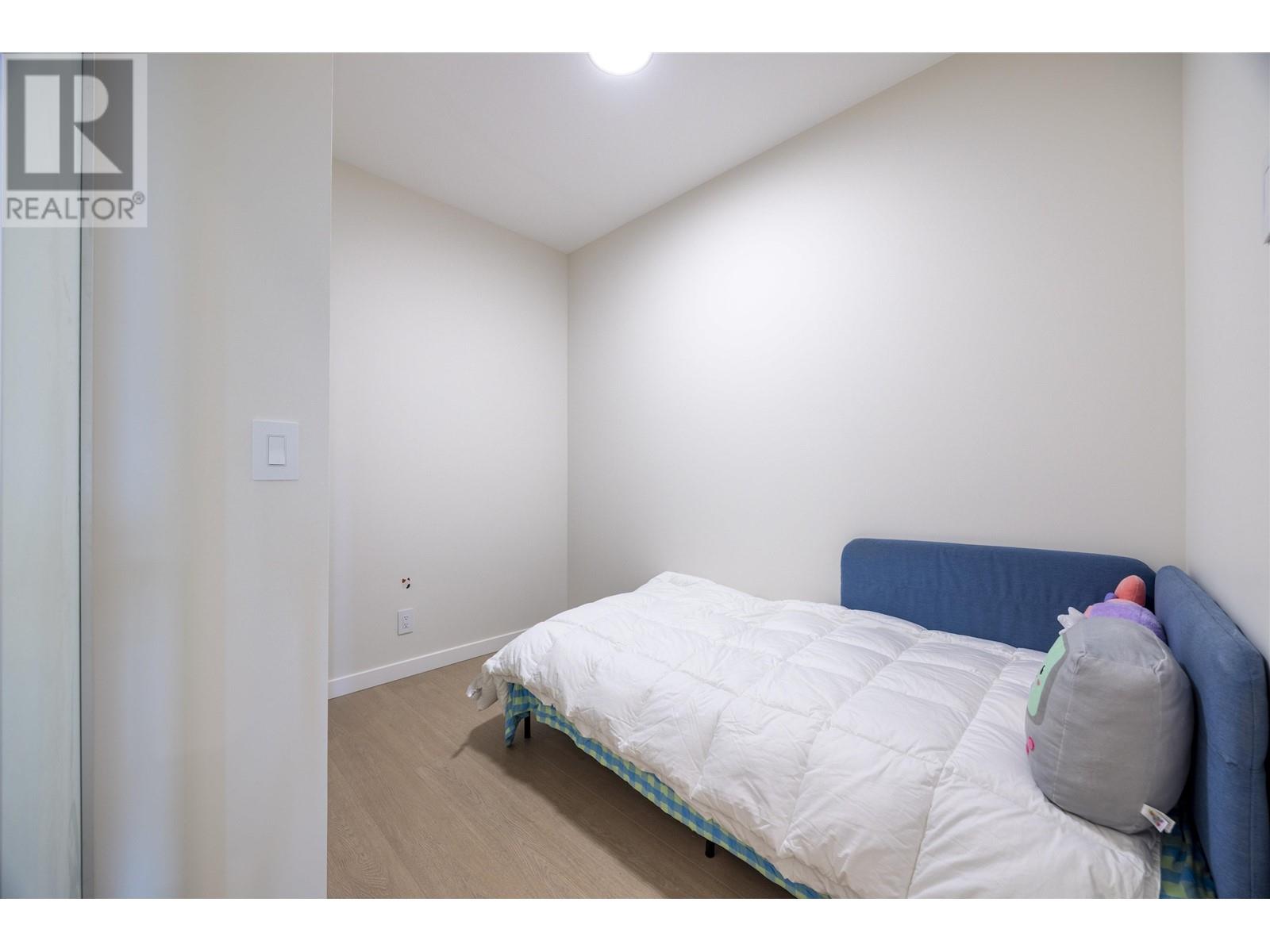 Listing Picture 13 of 35 : 4103 2186 GILMORE AVE, Burnaby / 本拿比 - 魯藝地產 Yvonne Lu Group - MLS Medallion Club Member