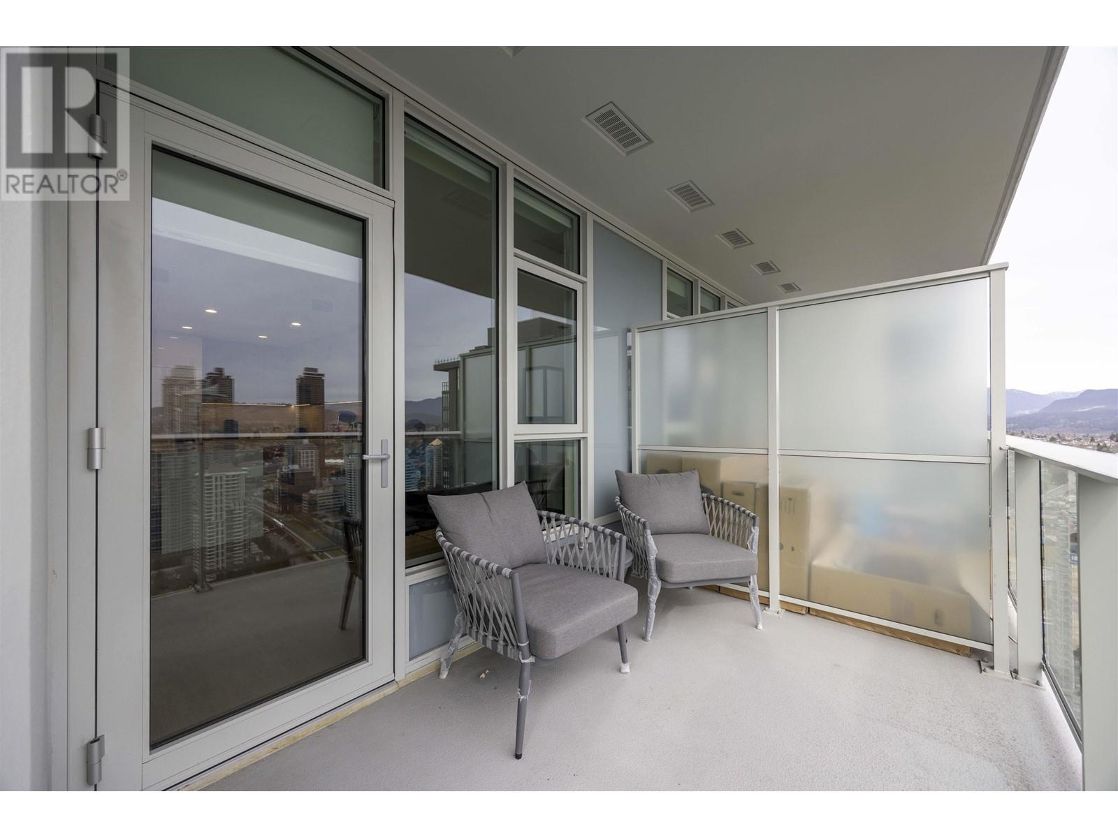 Listing Picture 21 of 35 : 4103 2186 GILMORE AVE, Burnaby / 本拿比 - 魯藝地產 Yvonne Lu Group - MLS Medallion Club Member