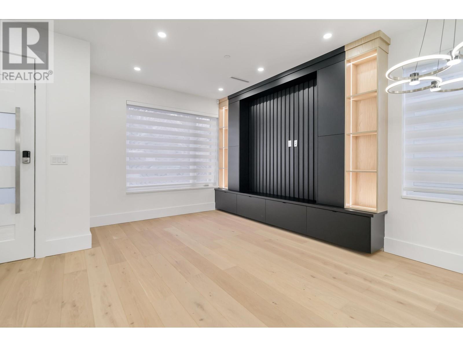 Listing Picture 7 of 33 : 672 E 64TH AVENUE, Vancouver / 溫哥華 - 魯藝地產 Yvonne Lu Group - MLS Medallion Club Member