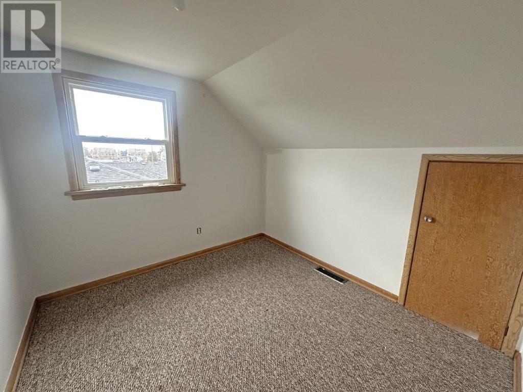 106 Parsons Ave, Thunder Bay, Ontario  P7A 7B2 - Photo 27 - TB251099