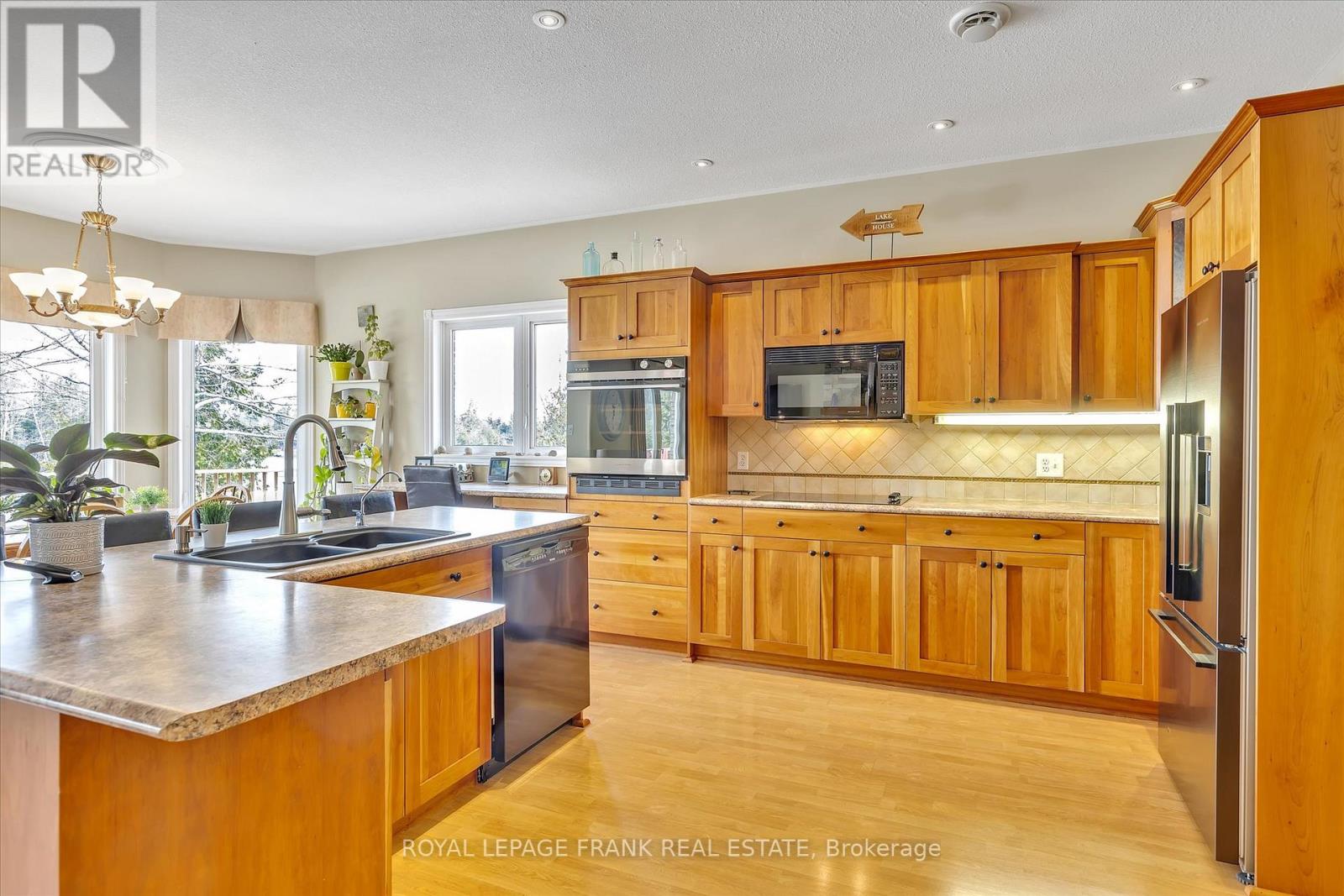 2974 Eagles Cliff Lane, Selwyn, Ontario K0L 2H0 - Photo 10 - X11993047