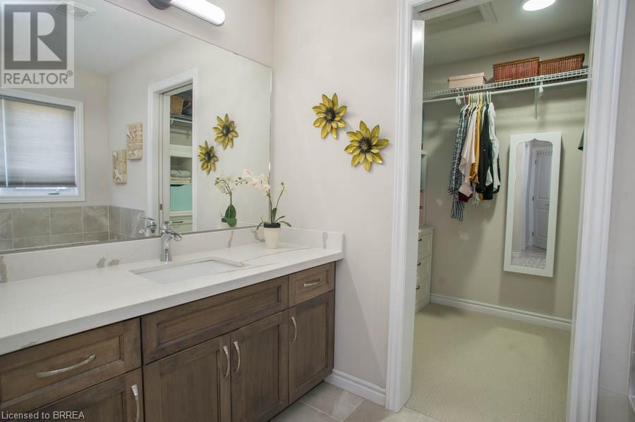 28 Vic Chambers Place, Paris, Ontario  N3L 0E6 - Photo 23 - 40727344