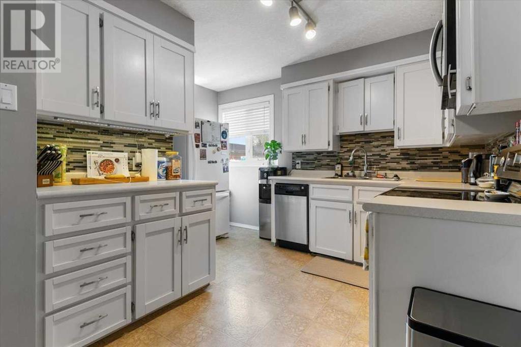 Property at 10019 92 Avenue image 4