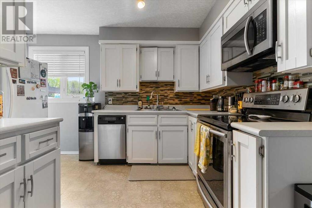 Property at 10019 92 Avenue image 5