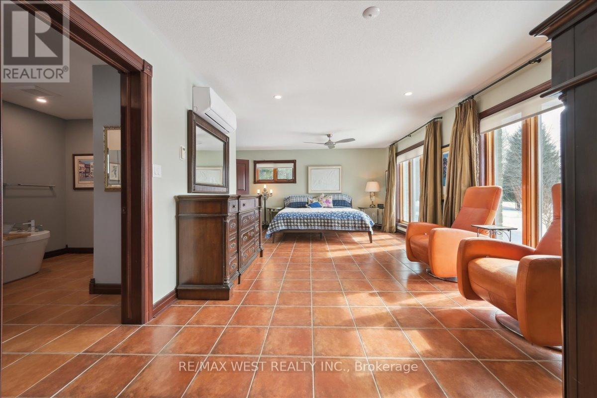 331 Mountsberg Road, Hamilton, Ontario  L0P 1B0 - Photo 13 - X11991584