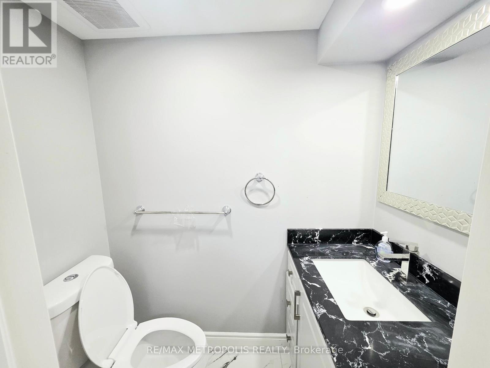 Bsmt - 136 Benhurst Crescent, Brampton (Northwest Brampton), Ontario  L7A 0B7 - Photo 10 - W12141301