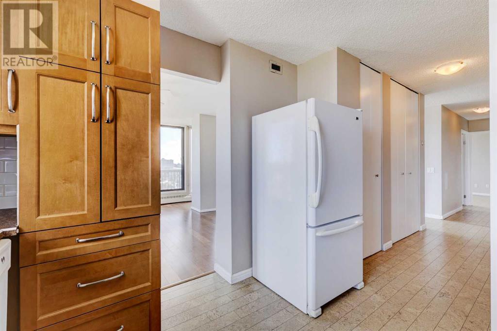 1501, 145 Point Drive Nw, Calgary, Alberta  T3B 4W1 - Photo 19 - A2213489