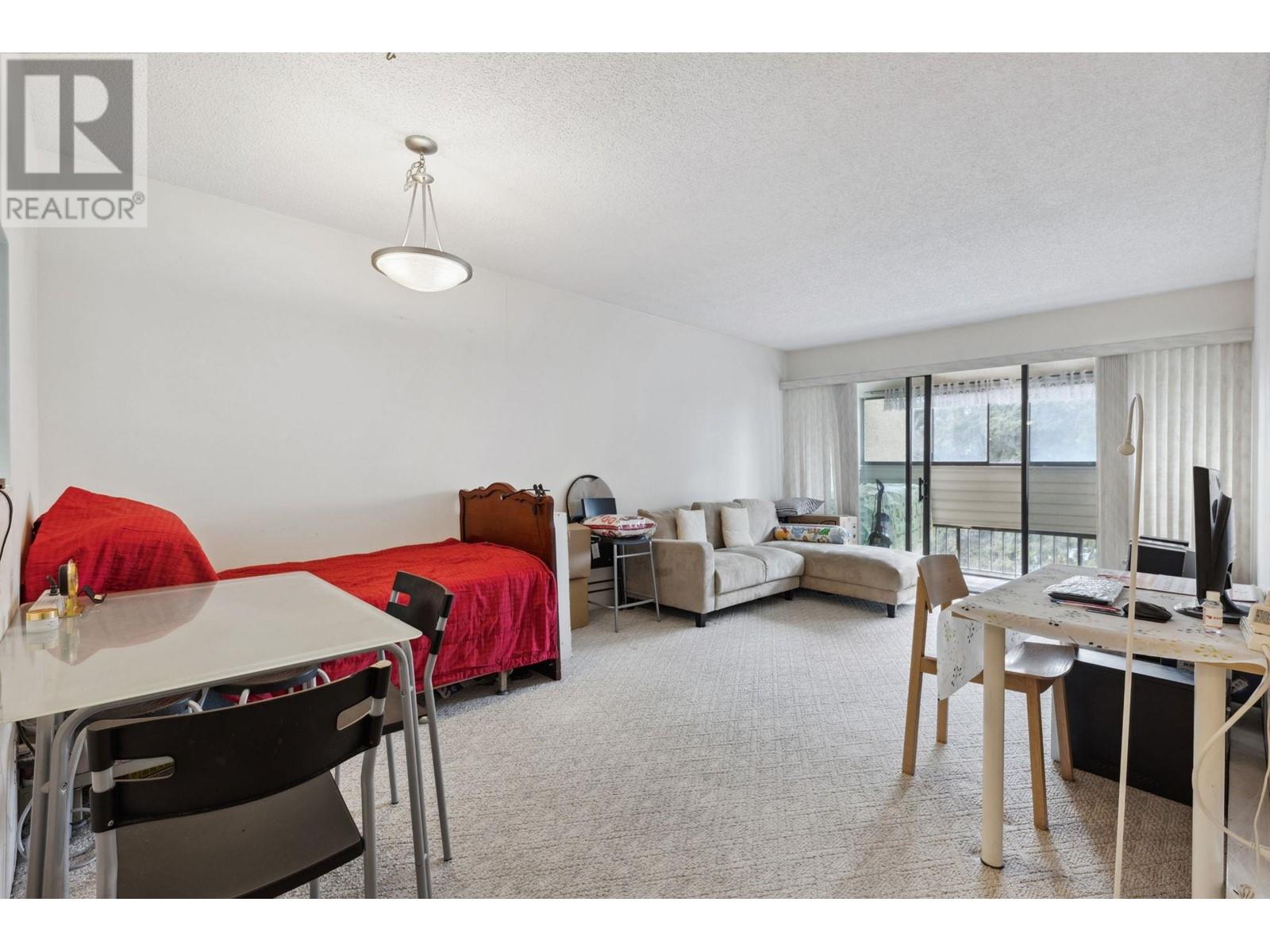 Listing Picture 8 of 23 : 317 8291 PARK ROAD, Richmond / 烈治文 - 魯藝地產 Yvonne Lu Group - MLS Medallion Club Member