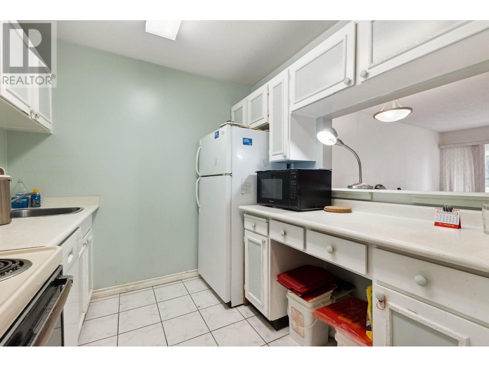 Listing Picture 12 of 23 : 317 8291 PARK ROAD, Richmond / 烈治文 - 魯藝地產 Yvonne Lu Group - MLS Medallion Club Member