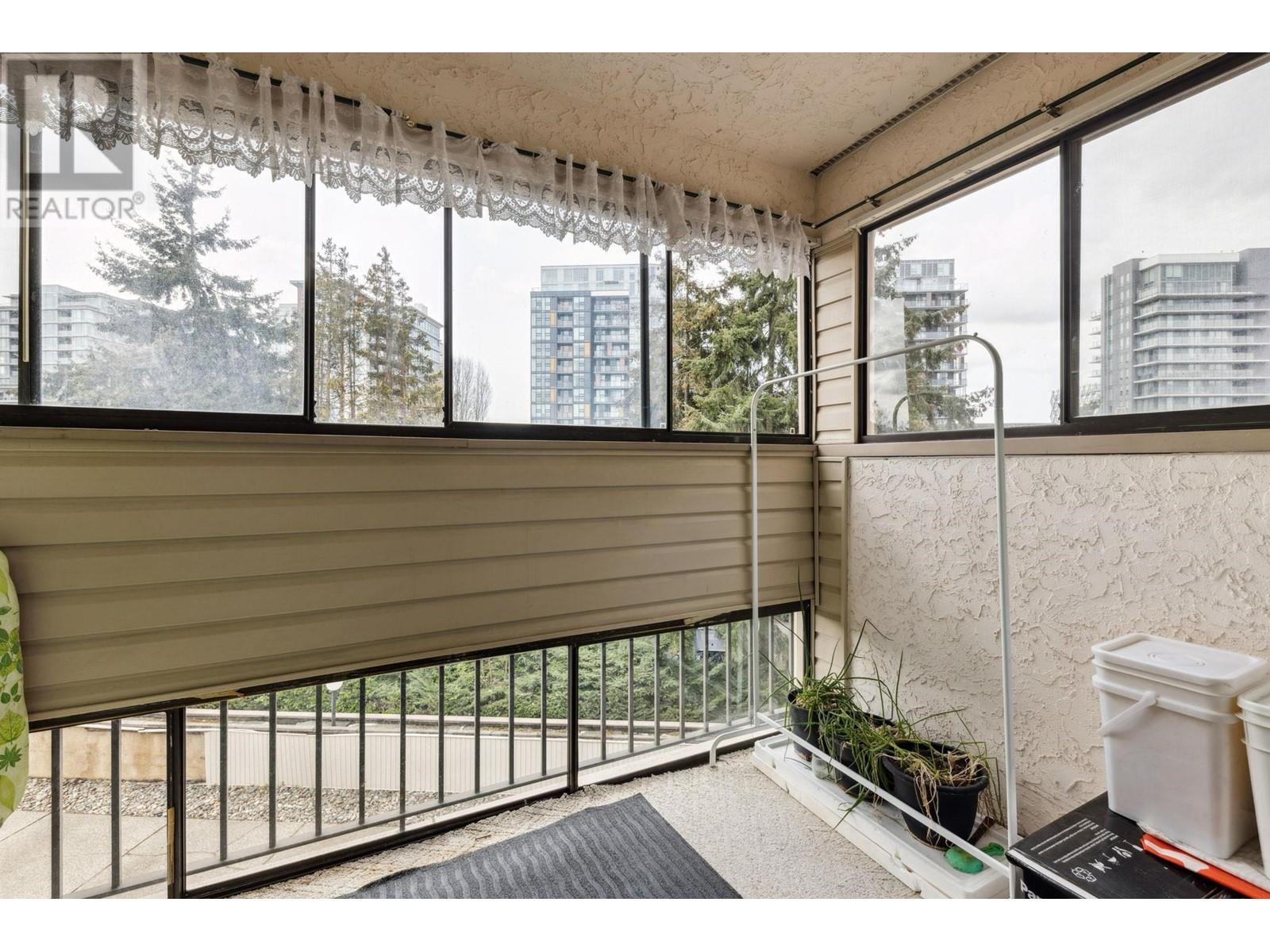 Listing Picture 18 of 23 : 317 8291 PARK ROAD, Richmond / 烈治文 - 魯藝地產 Yvonne Lu Group - MLS Medallion Club Member