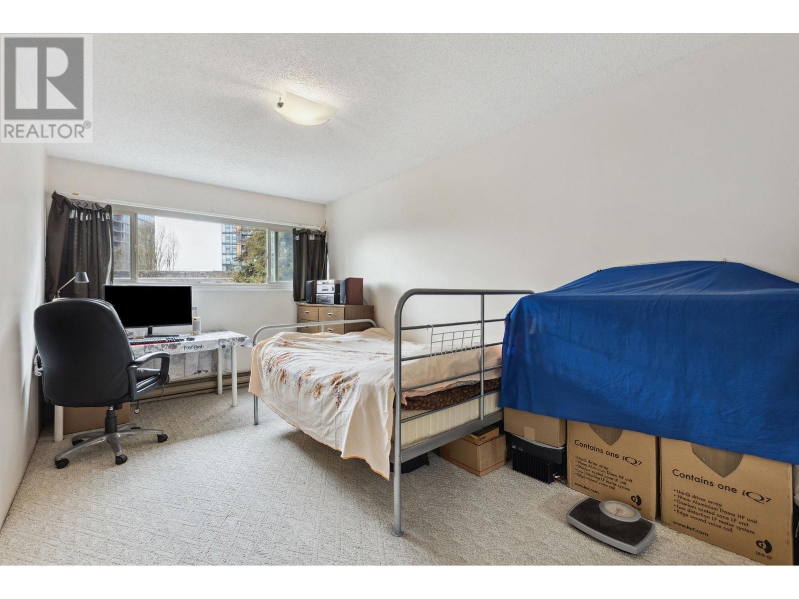 Listing Picture 13 of 23 : 317 8291 PARK ROAD, Richmond / 烈治文 - 魯藝地產 Yvonne Lu Group - MLS Medallion Club Member