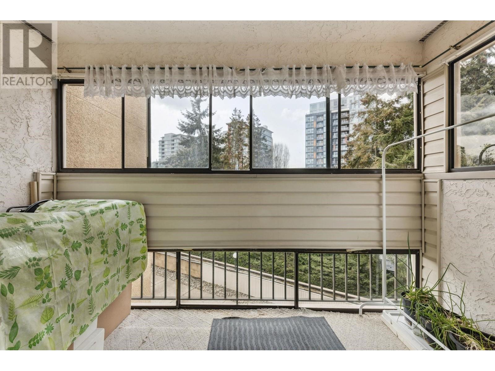 Listing Picture 17 of 23 : 317 8291 PARK ROAD, Richmond / 烈治文 - 魯藝地產 Yvonne Lu Group - MLS Medallion Club Member