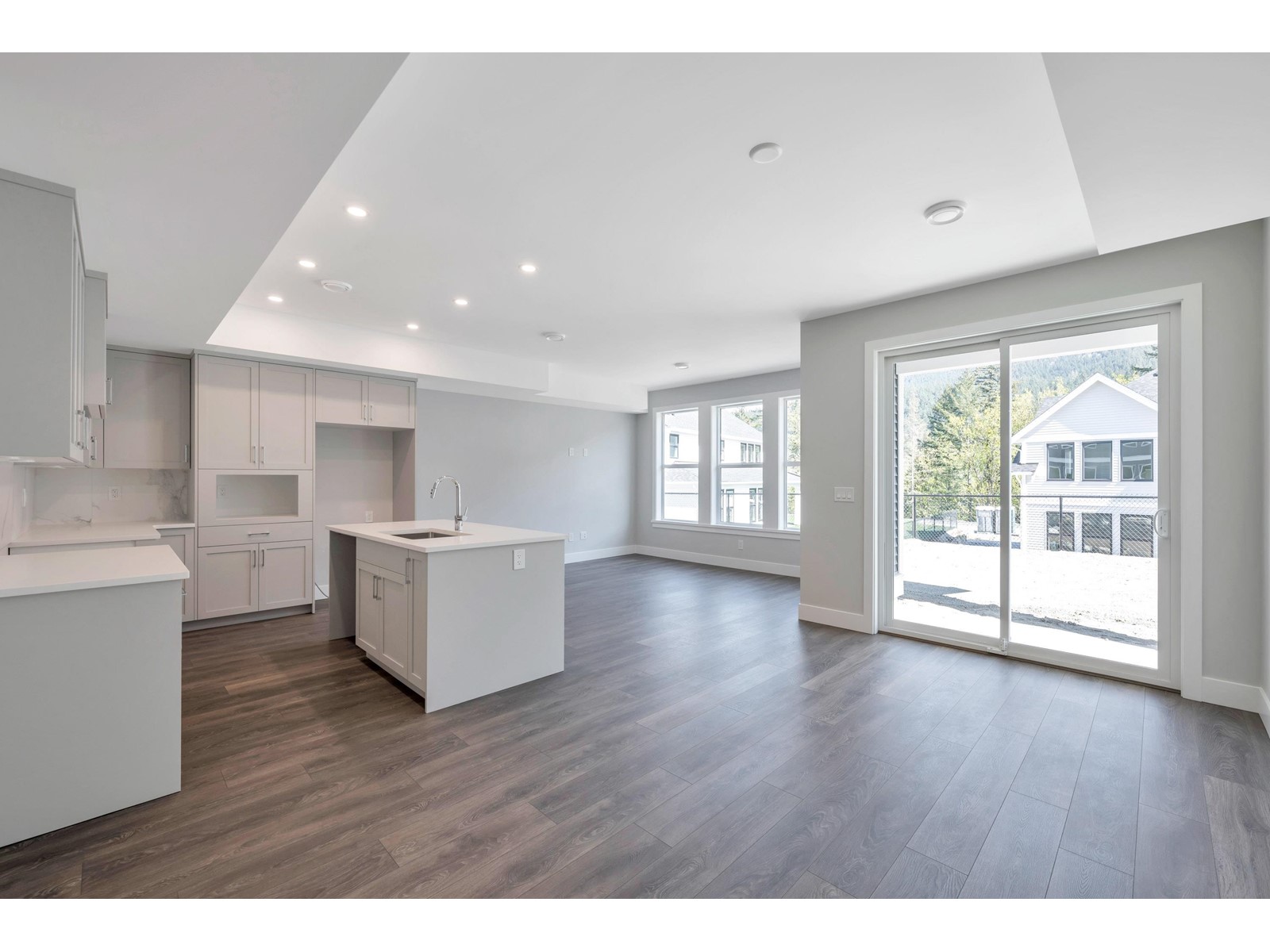 Property at 1959 WOODSIDE BOULEVARD image 3