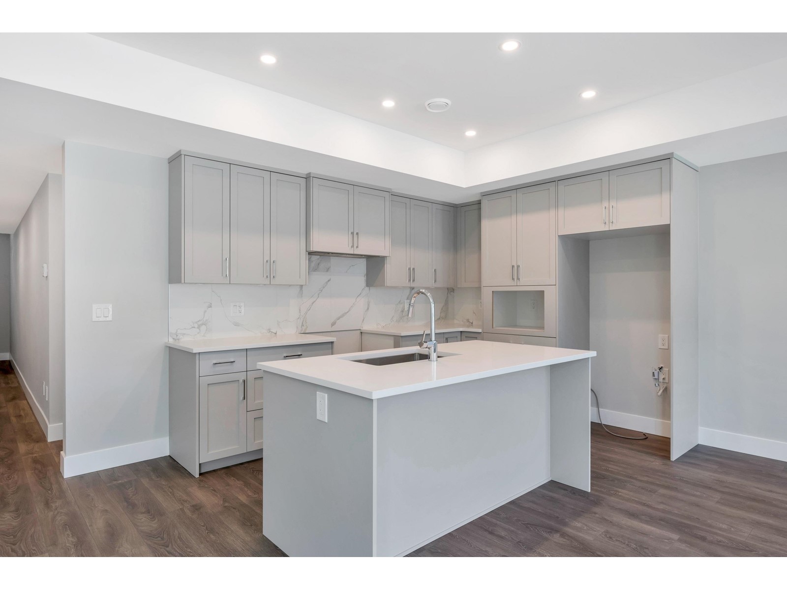 Property at 1959 WOODSIDE BOULEVARD image 5