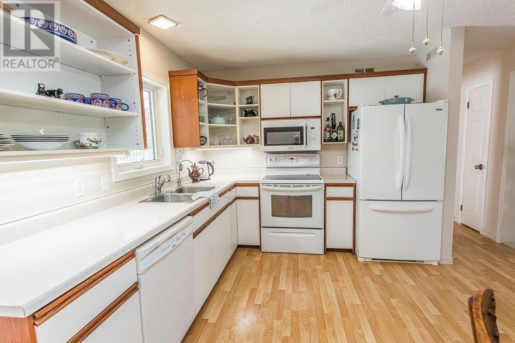 3137 6th St, Hilton Beach, Ontario  P0R 1G0 - Photo 11 - SM250487