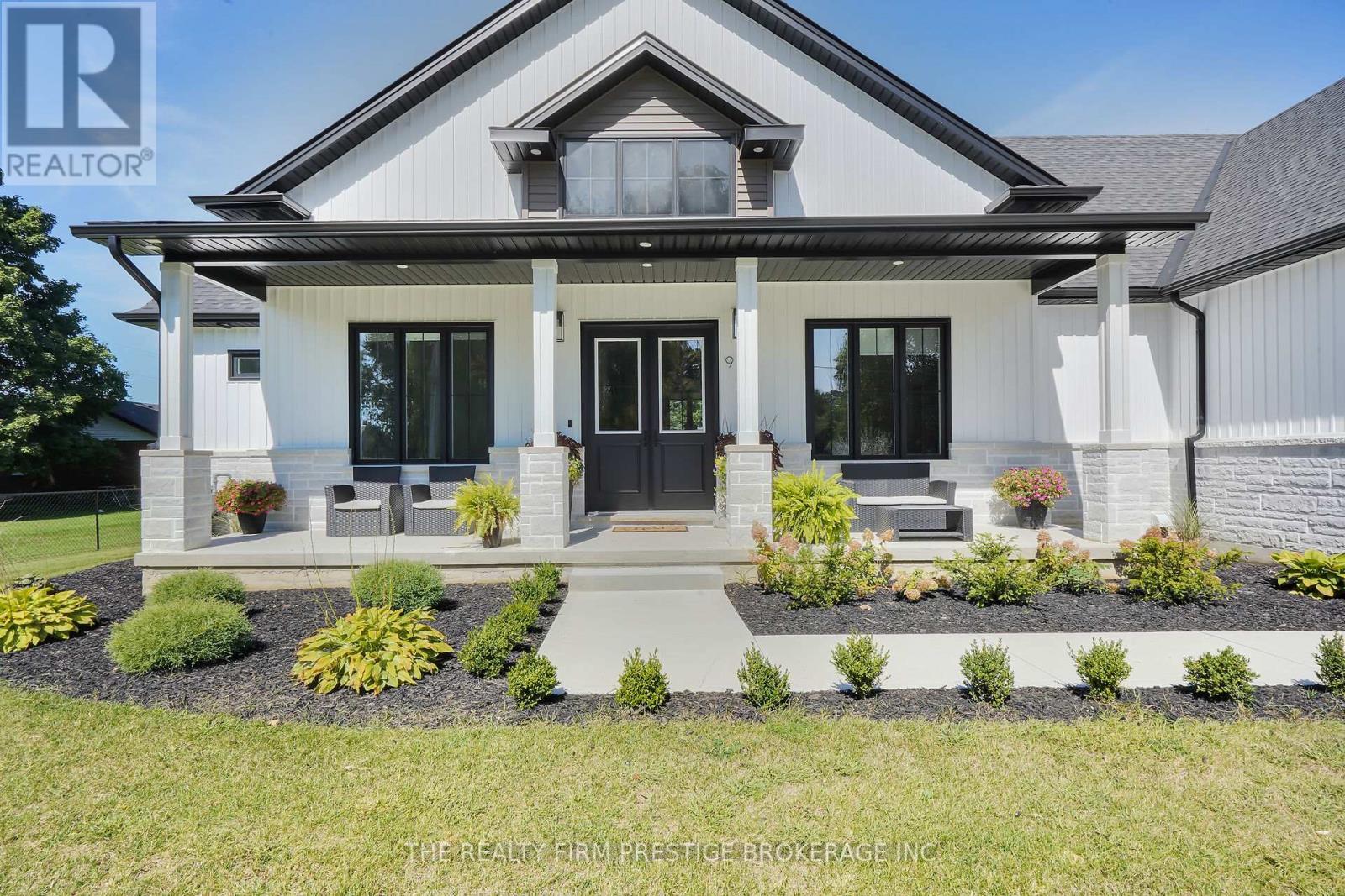 97 Simcoe Avenue, Middlesex Centre (Komoka), Ontario  N0L 1R0 - Photo 4 - X12141478