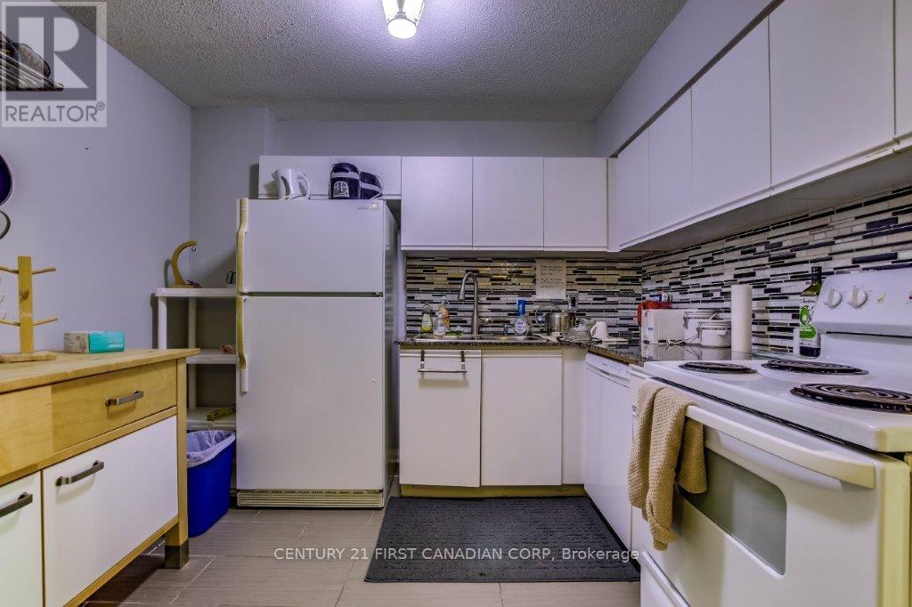 317 - 5 Jacksway Crescent, London North, Ontario  N5X 3T6 - Photo 2 - X12141499
