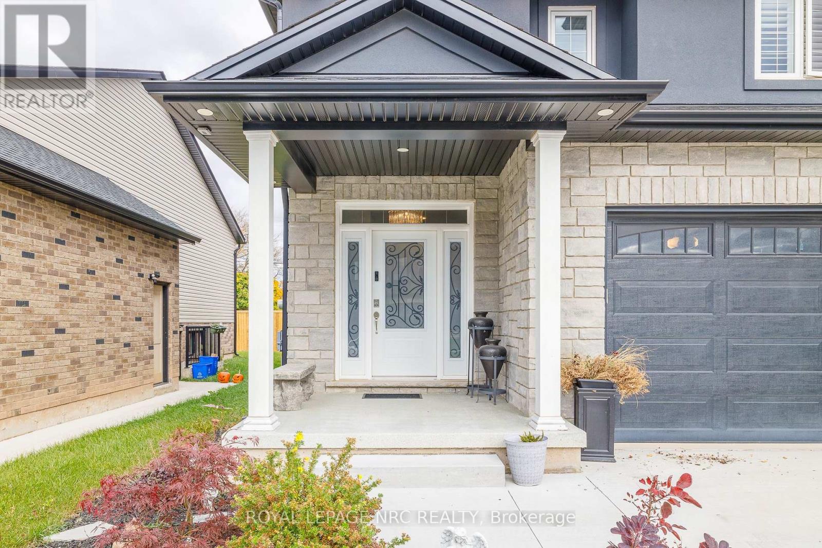 7126 Parsa Street, Niagara Falls (Brown), Ontario  L2H 3T2 - Photo 3 - X11978745