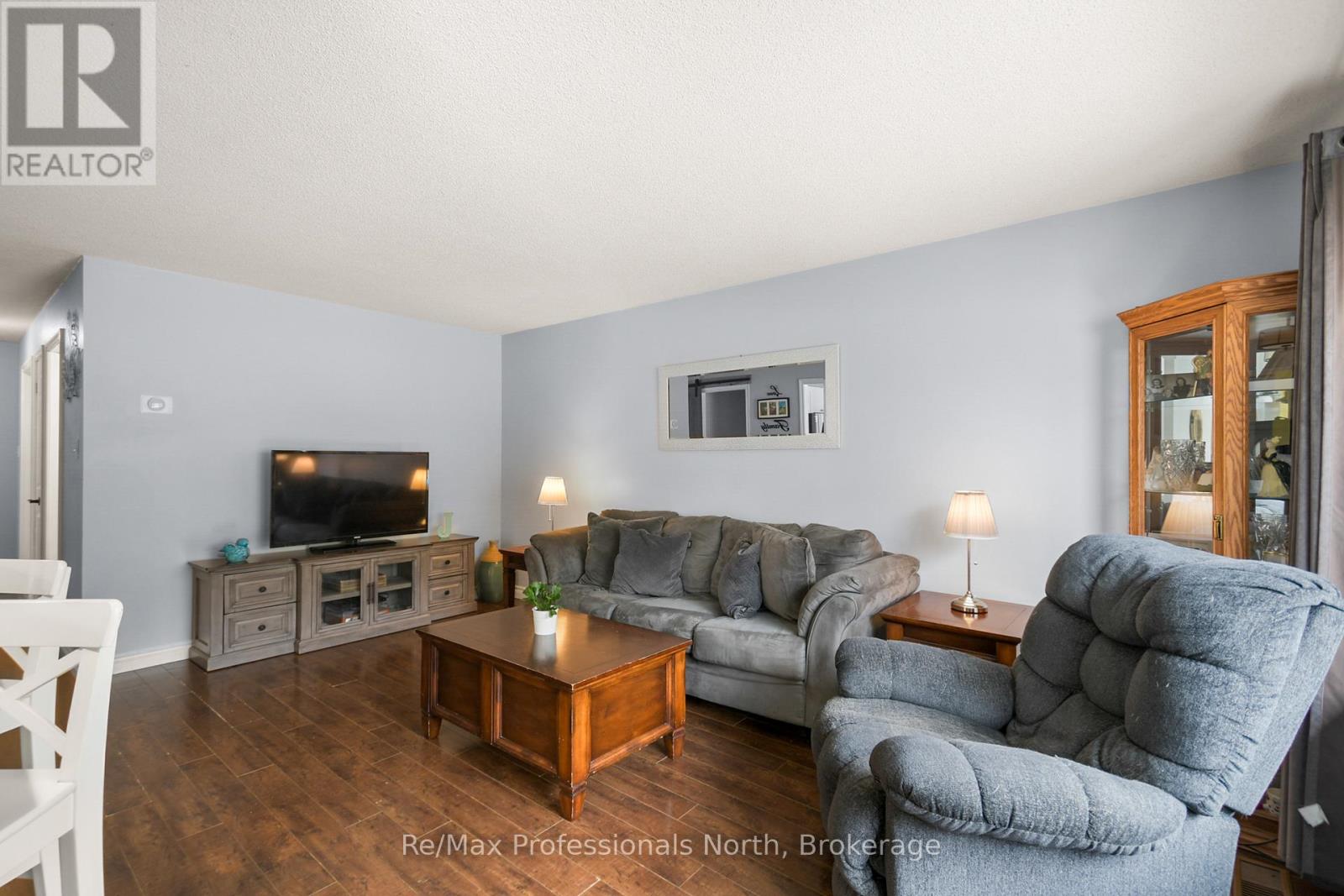 180 Fernwood Drive, Gravenhurst (Muskoka (S)), Ontario  P1P 1P4 - Photo 10 - X12141418