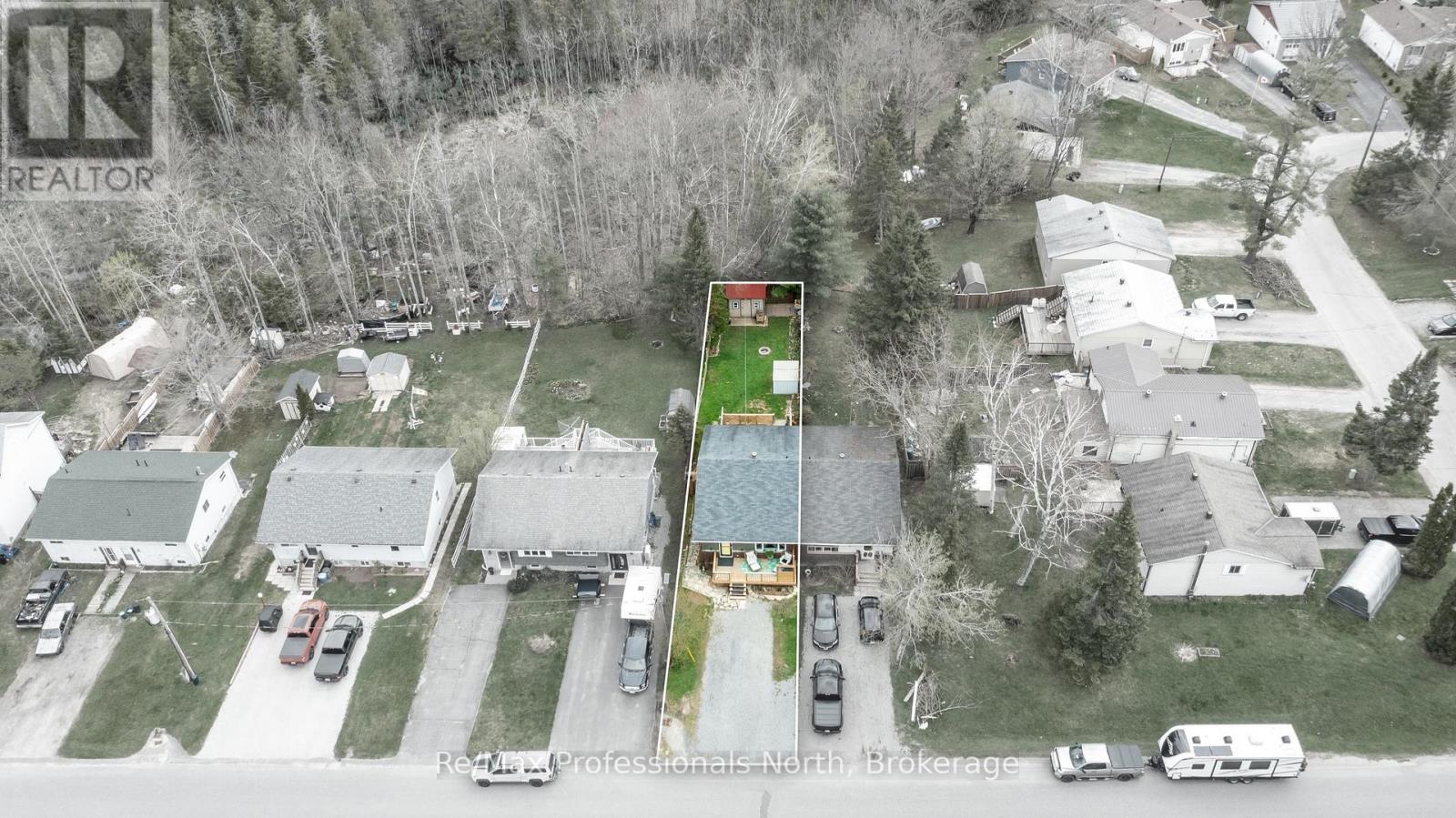 Property at 180 FERNWOOD DRIVE image 2