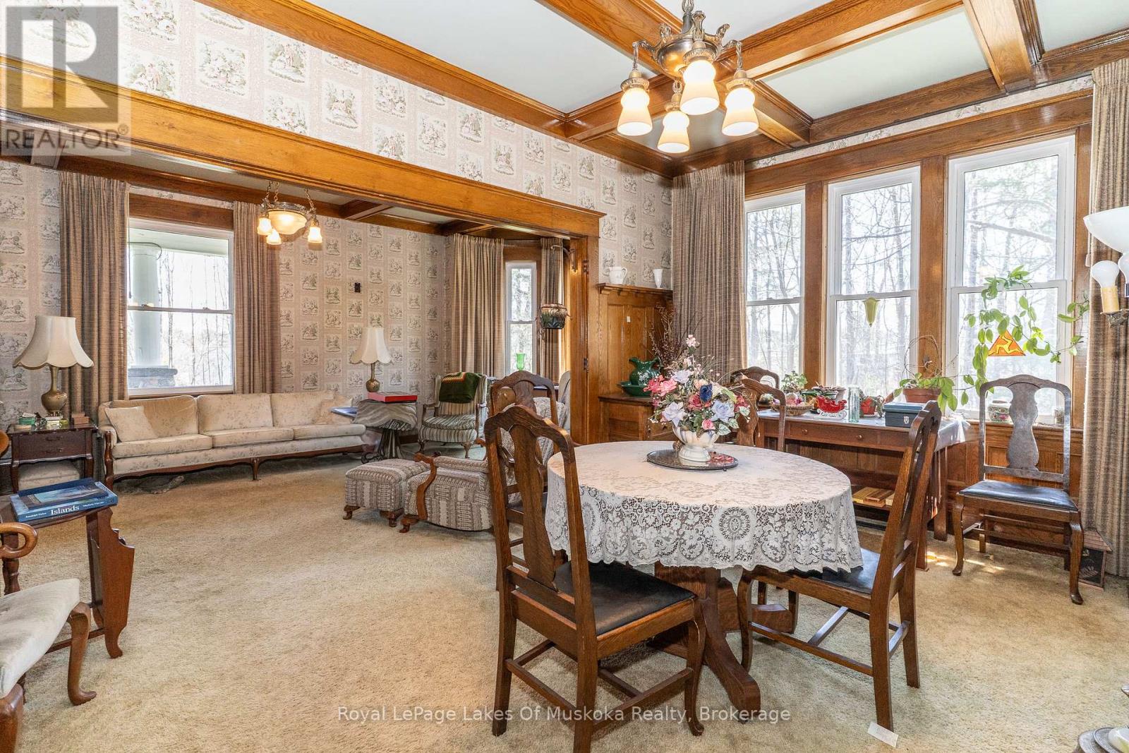 21 King Street, Huntsville, Ontario  P1H 1X6 - Photo 10 - X12141506
