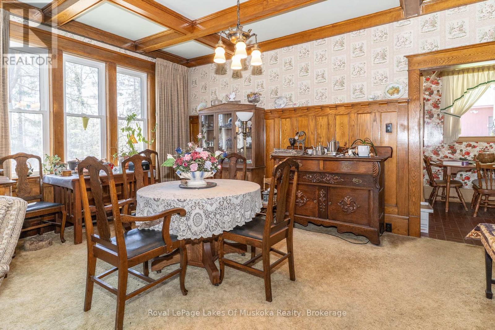 21 King Street, Huntsville, Ontario  P1H 1X6 - Photo 8 - X12141506