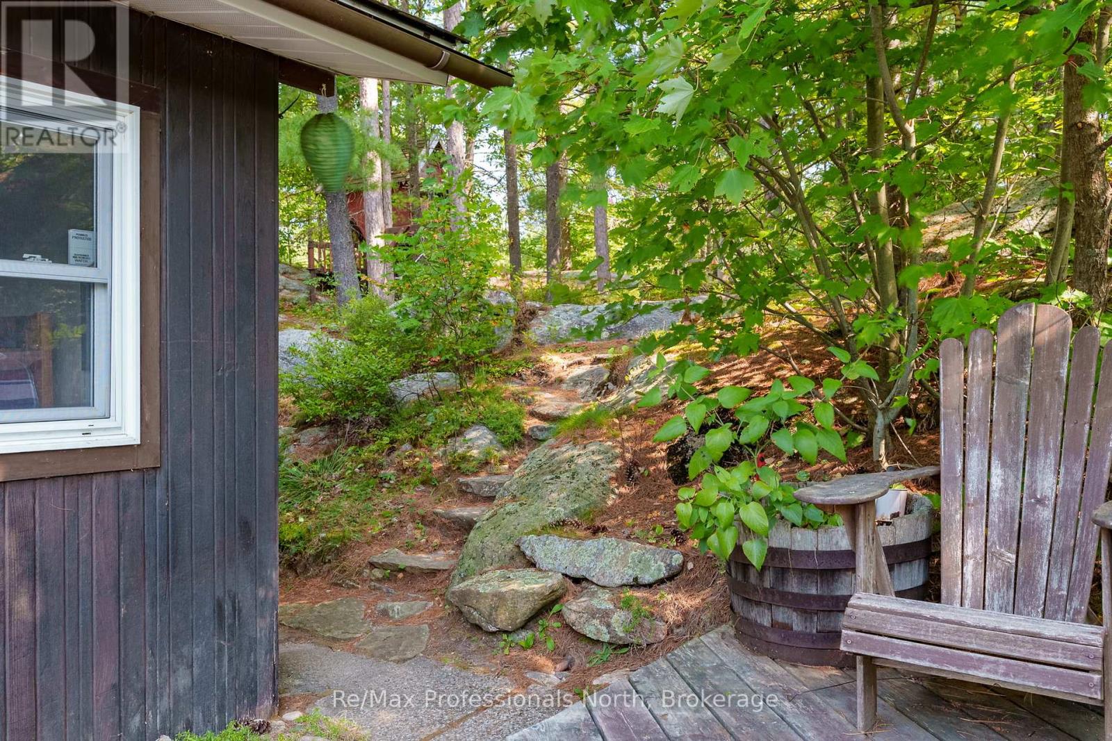 1118 Tomingas Road, Gravenhurst (Muskoka (S)), Ontario  P1P 0G3 - Photo 34 - X12141545