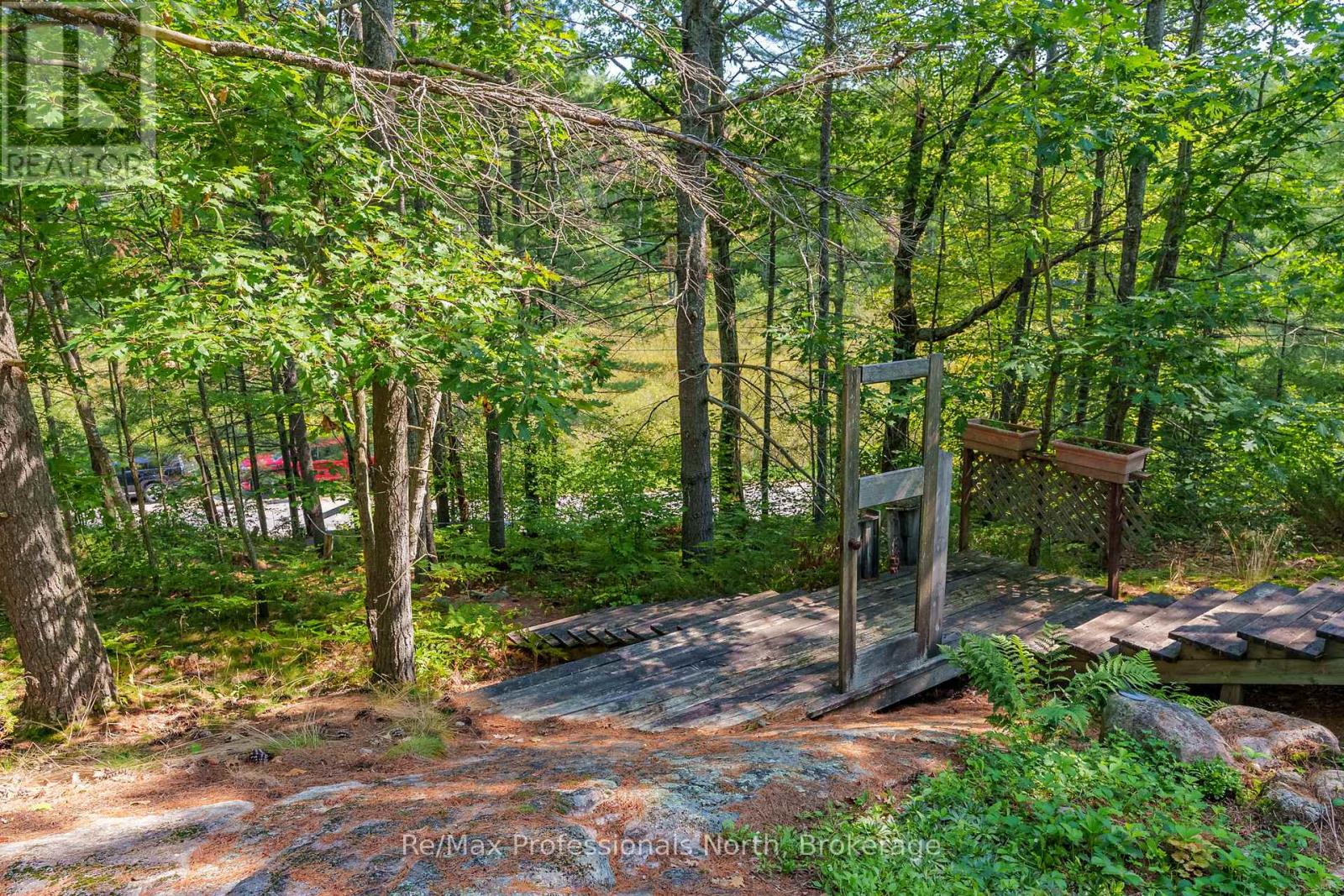 1118 Tomingas Road, Gravenhurst (Muskoka (S)), Ontario  P1P 0G3 - Photo 42 - X12141545