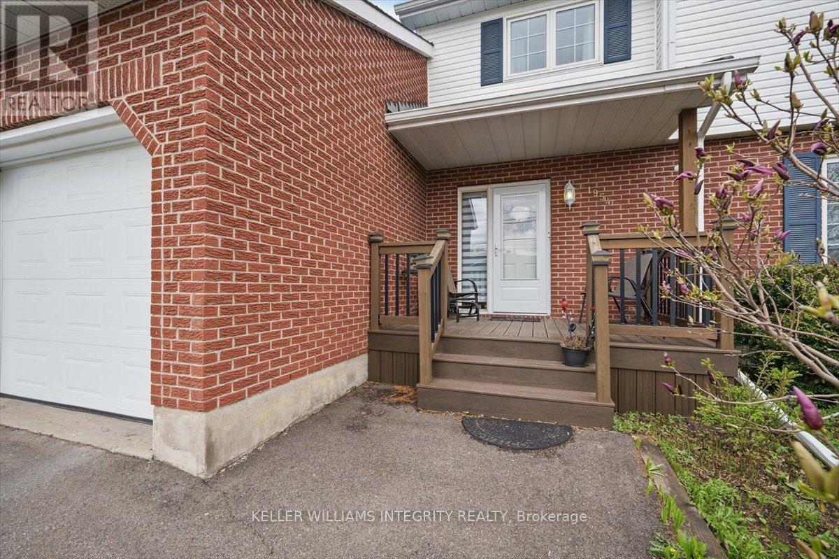 Property at 1954 CATHERINE STREET image 3