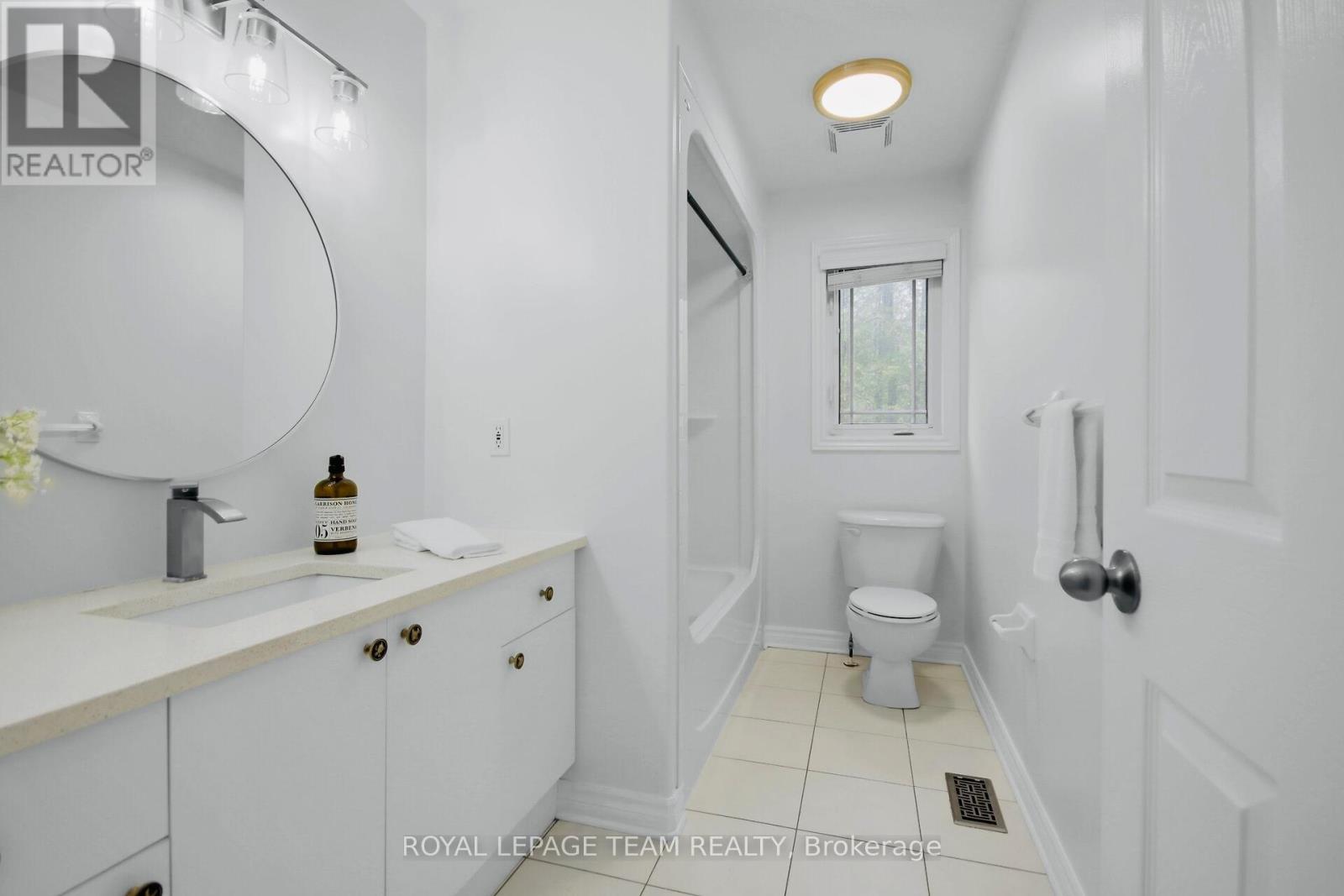 5719 Stuewe Drive, Ottawa, Ontario  K4M 1L2 - Photo 27 - X12141428