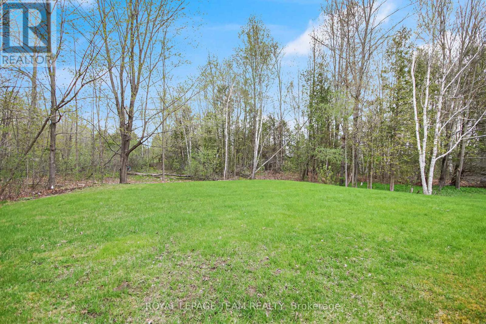 5719 Stuewe Drive, Ottawa, Ontario  K4M 1L2 - Photo 39 - X12141428