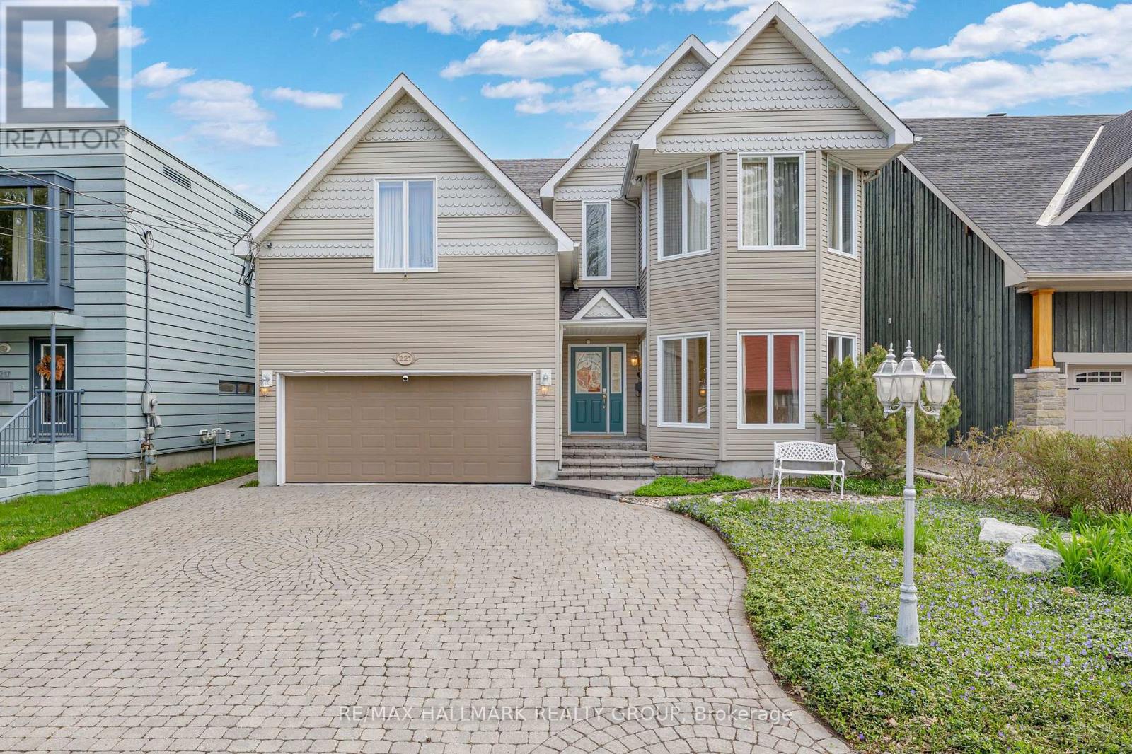 Property at 221 BRADFORD STREET image 1