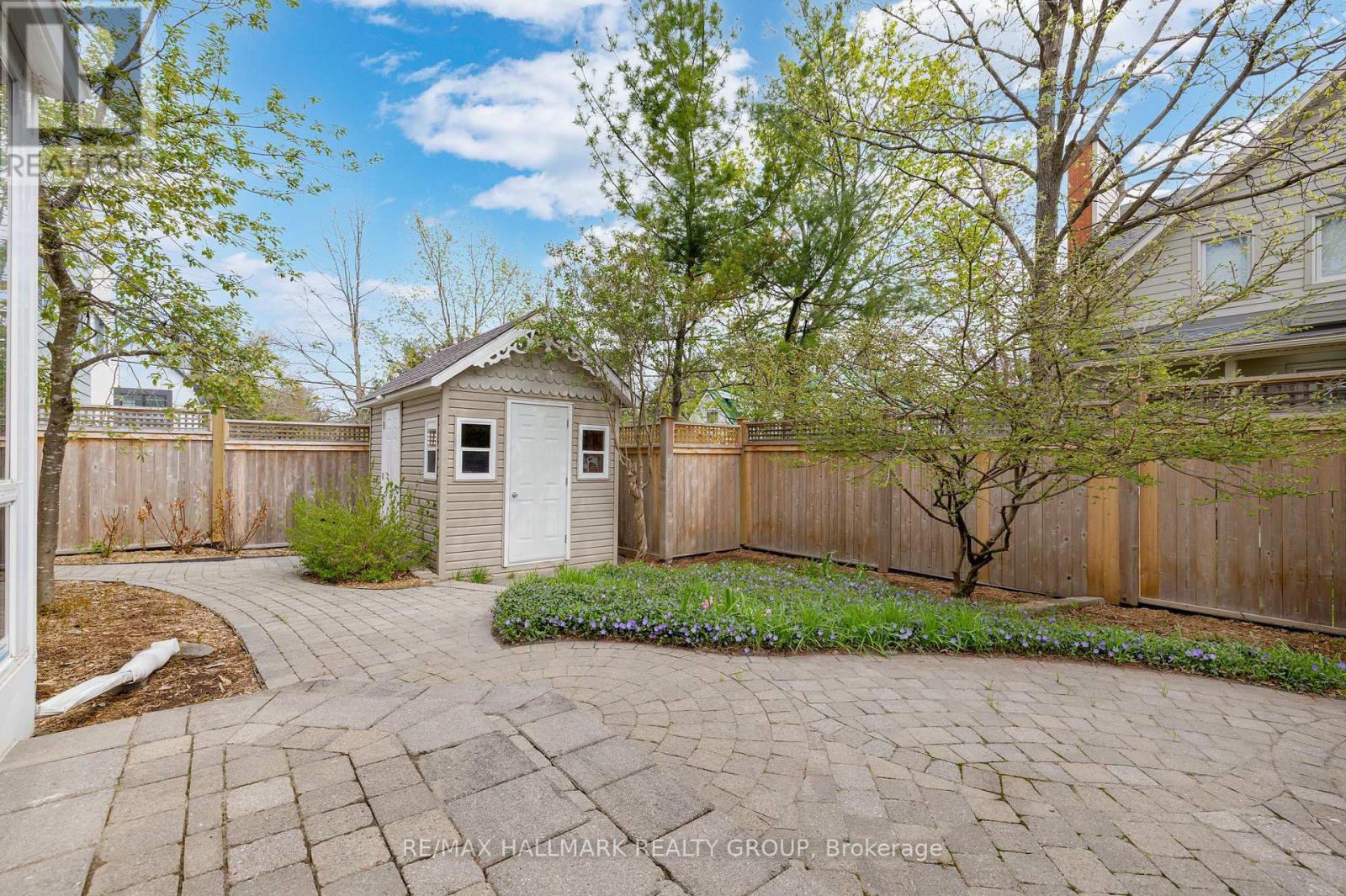 221 Bradford Street, Ottawa, Ontario  K2B 5Z5 - Photo 47 - X12141501