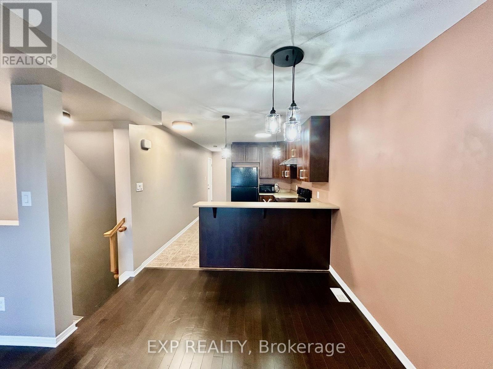 208 Shanly Private, Ottawa, Ontario  K2J 5X6 - Photo 11 - X12141519