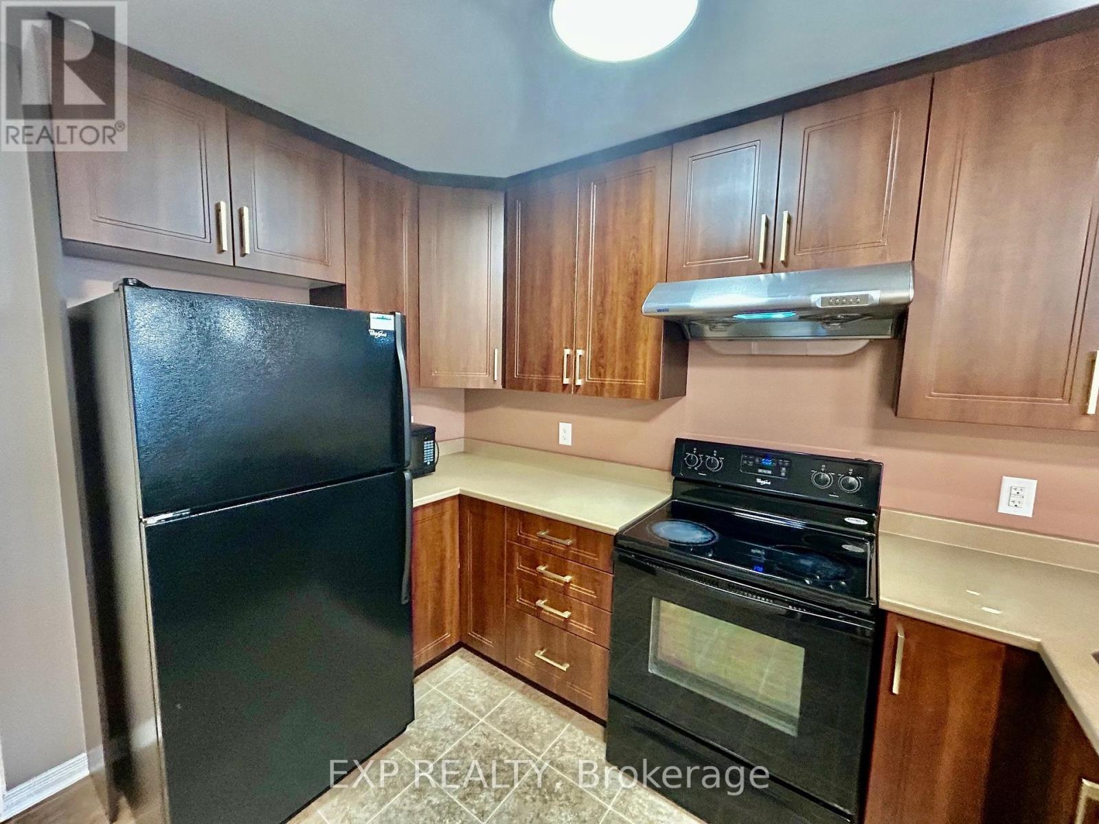 208 Shanly Private, Ottawa, Ontario  K2J 5X6 - Photo 15 - X12141519
