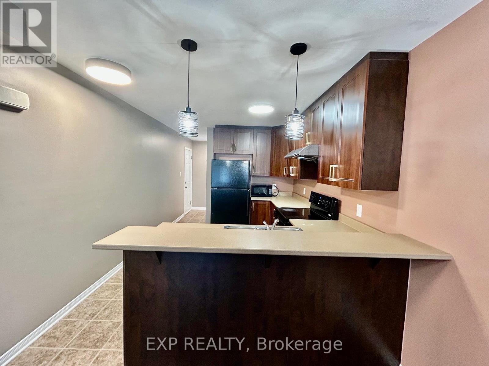 208 Shanly Private, Ottawa, Ontario  K2J 5X6 - Photo 17 - X12141519
