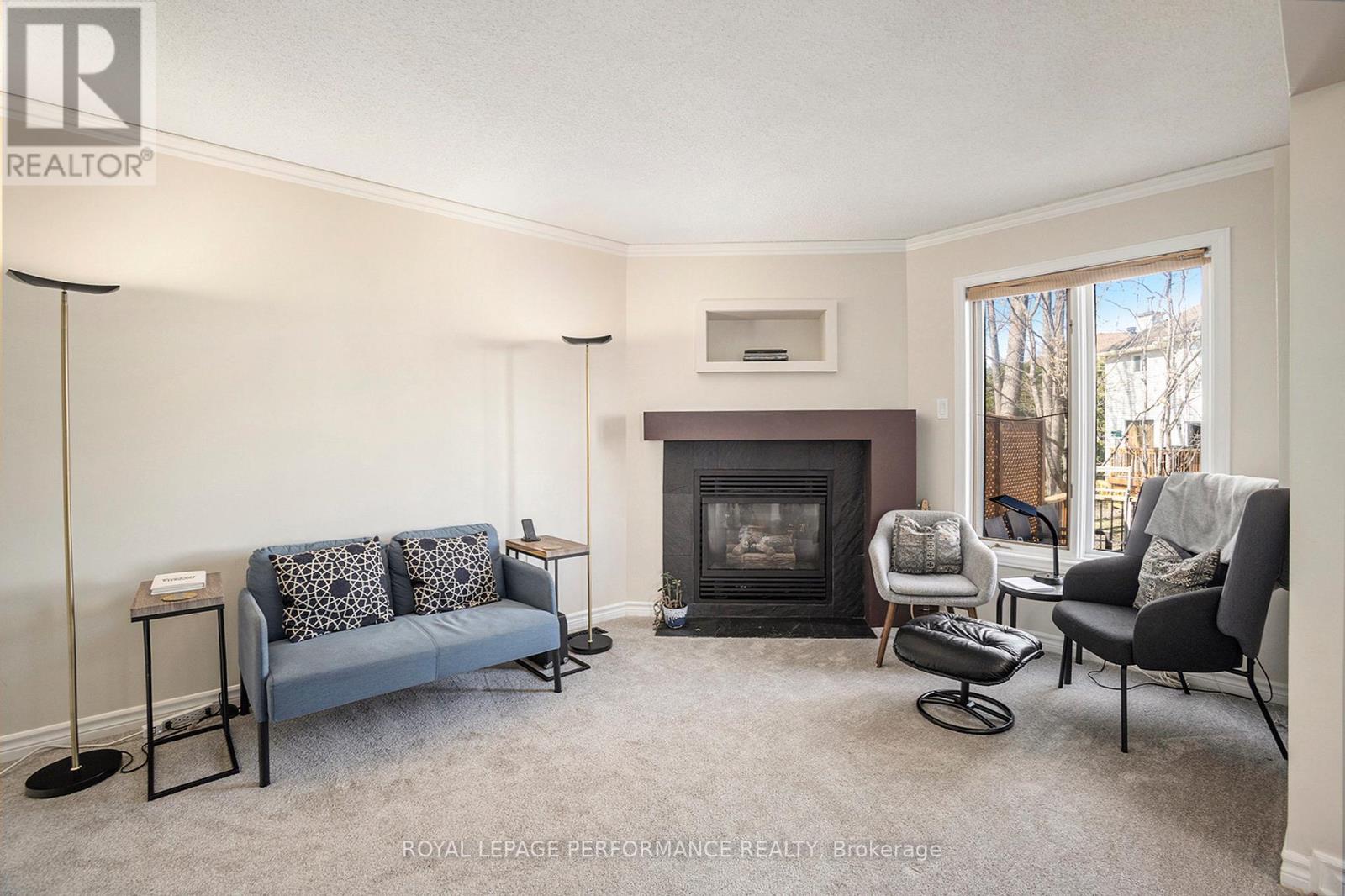 56 Ipswich Terrace, Ottawa, Ontario  K2K 2R3 - Photo 10 - X12141543