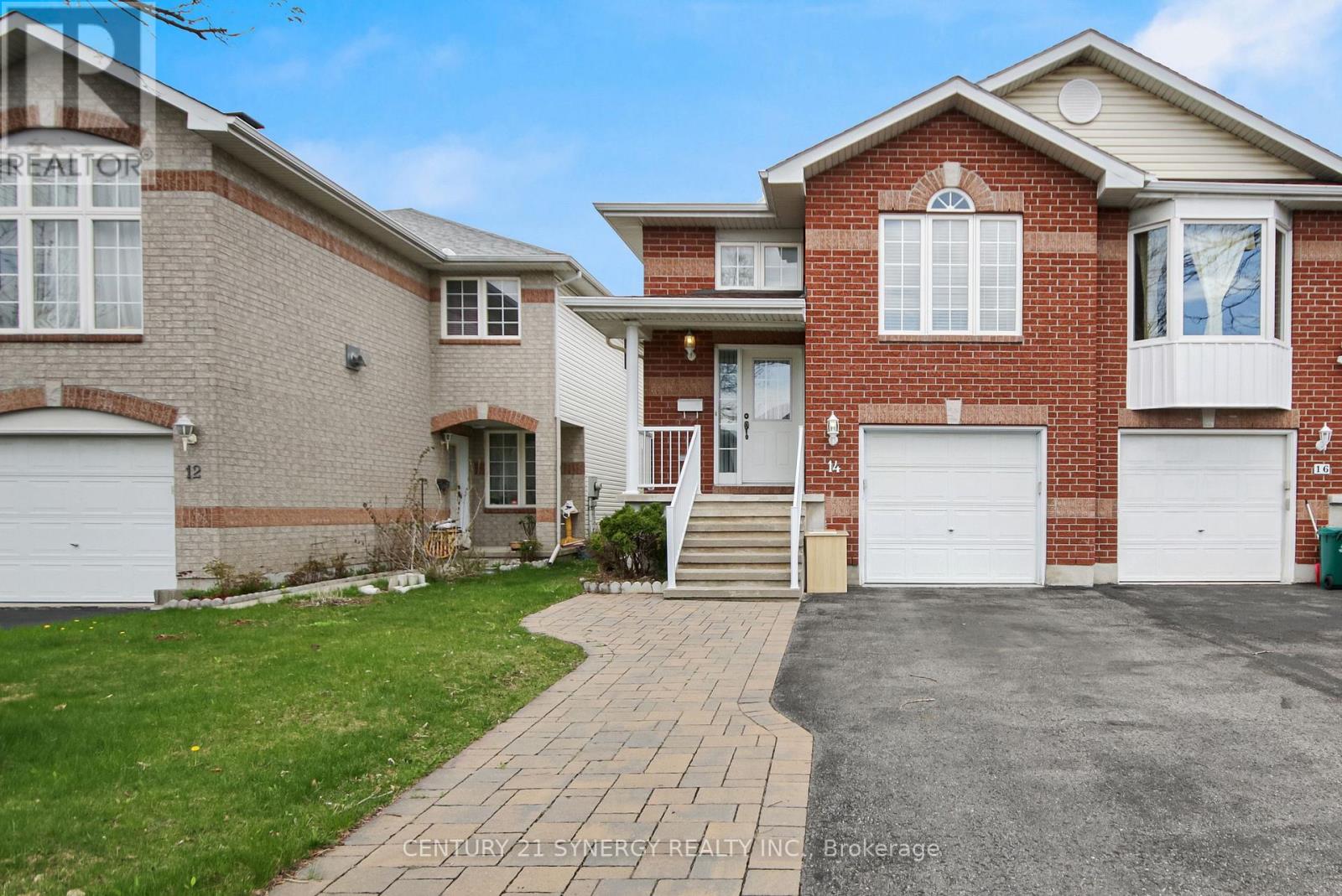 Property at 14 SPLINTER CRESCENT image 1