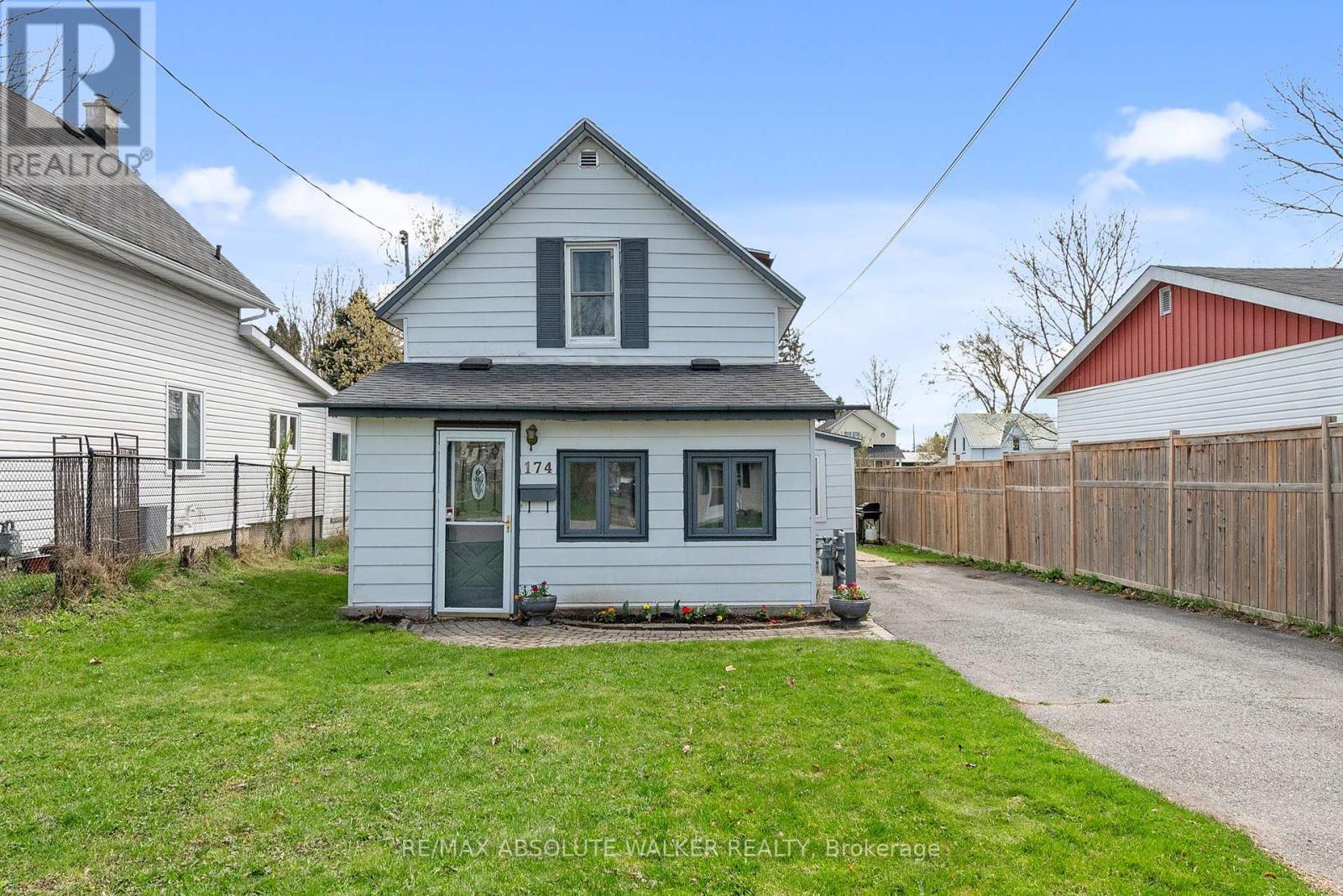 Property at 174 MUNRO STREET image 1