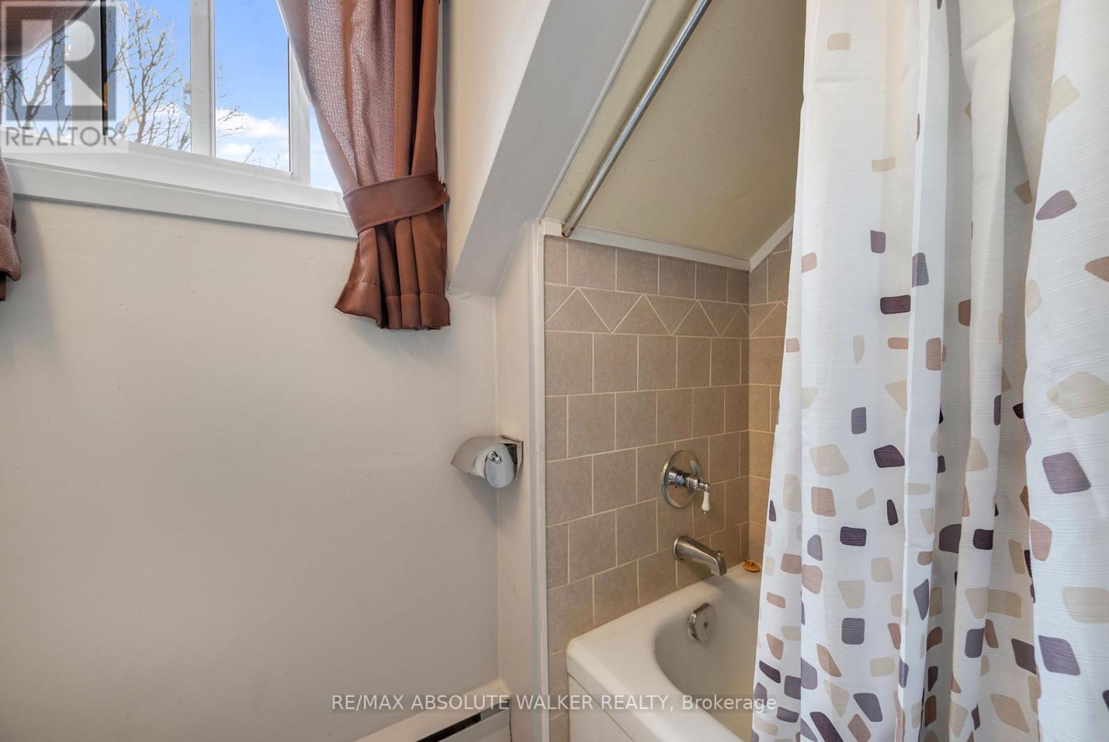 174 Munro Street, Carleton Place, Ontario  K7C 1H1 - Photo 19 - X12141583