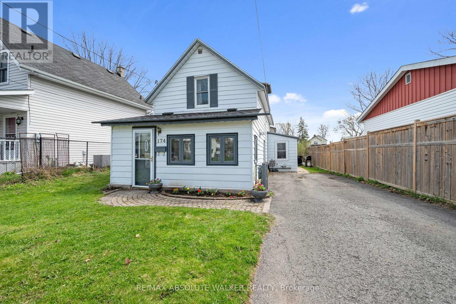 Property at 174 MUNRO STREET image 2
