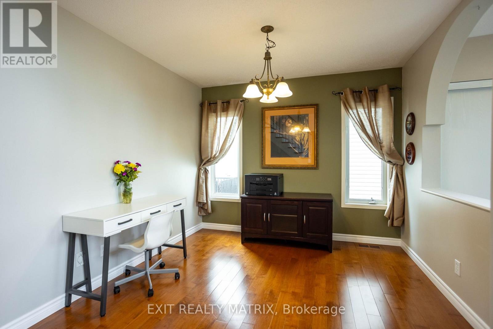 133 Labelle Street, Russell, Ontario  K0A 1W0 - Photo 6 - X12141586