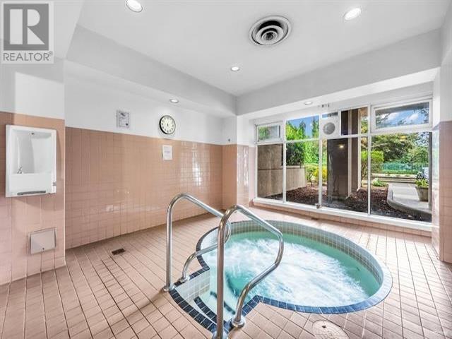 502 9633 Manchester Drive, Burnaby, British Columbia  V3N 4Y9 - Photo 30 - R2989334